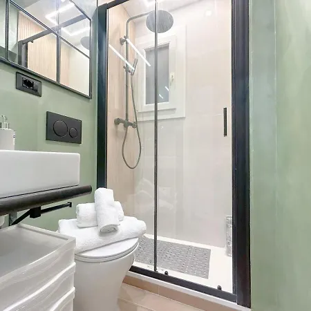 Designer - Luxury - Via Sestri - Free Wifi *